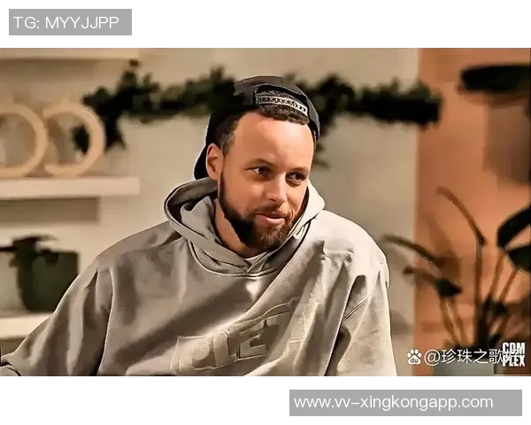 库里赞桑托斯关键时刻发力尽管前三节未上场表现依然出色